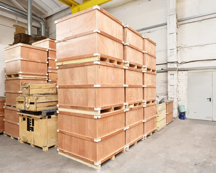 Industrial Wooden Pallets & Boxes