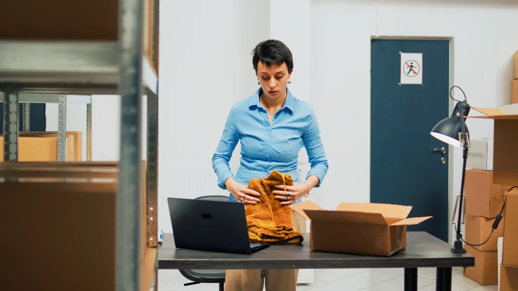 “Rising Logistics Costs & Fragile Supply Chains — How Smart Packaging Helps Businesses Save Money”